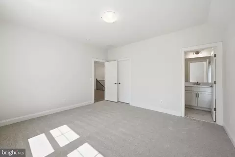 Bedroom - 1436 Layman St, Mclean, VA 22101 photo 7 of 13