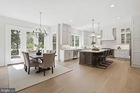 Dining - 1436 Layman St, Mclean, VA 22101 photo 3 of 7