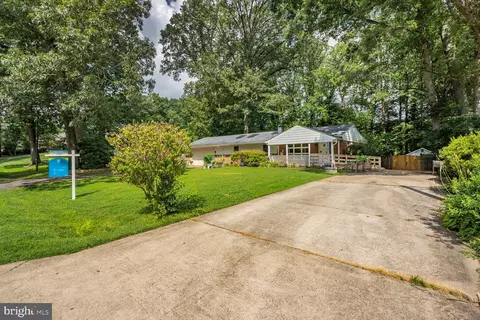 6612 Keene Dr, Springfield, VA 22152 photo 3