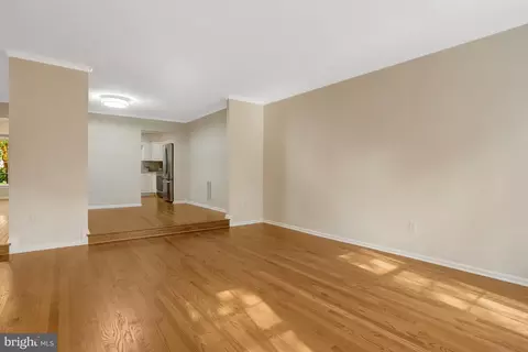 7713 Shootingstar Dr, Springfield, VA 22152 photo 10
