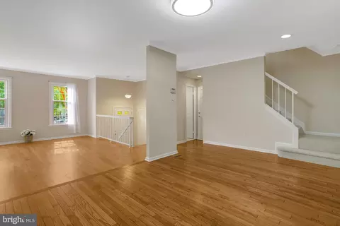 7713 Shootingstar Dr, Springfield, VA 22152 photo 8