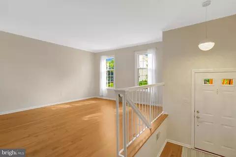 7713 Shootingstar Dr, Springfield, VA 22152 photo 6
