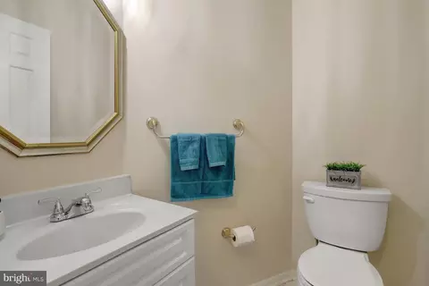 7713 Shootingstar Dr, Springfield, VA 22152 photo 25