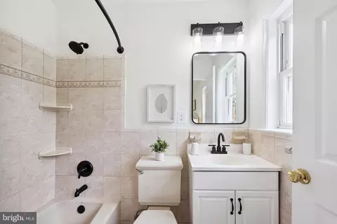 Bath - 7035 Calamo St, Springfield, VA 22150 photo 2 of 3