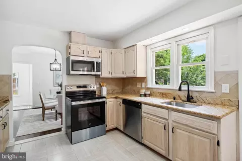 Kitchen - 7035 Calamo St, Springfield, VA 22150 photo 2 of 2