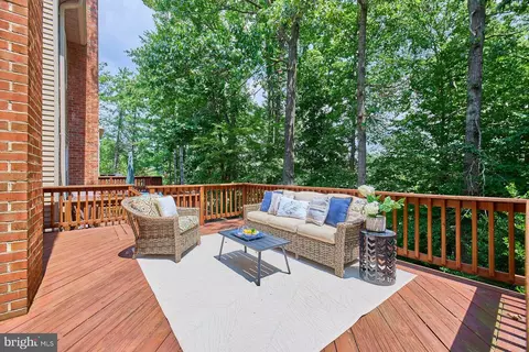 7084 Solomon Seal Ct, Springfield, VA 22152 photo 13