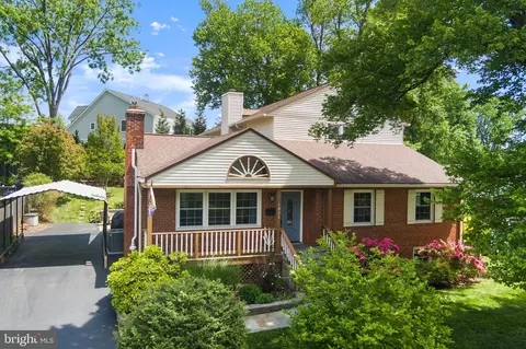 1823 Westmoreland St, Mclean, VA 22101