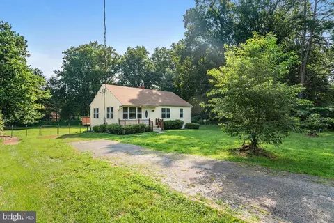 3007 James St, Fairfax, VA 22031