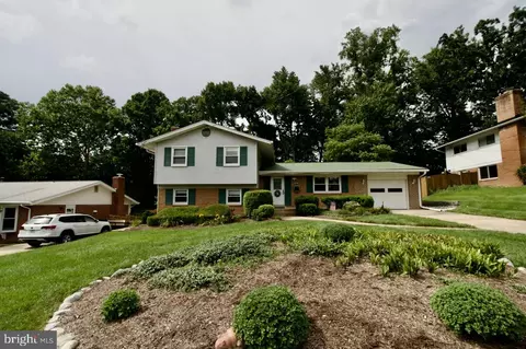 6436 Northanna Dr, Springfield, VA 22150 photo 2