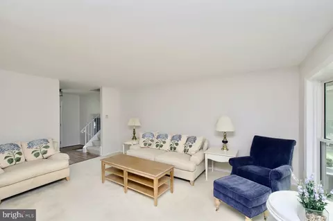 6436 Northanna Dr, Springfield, VA 22150 photo 8