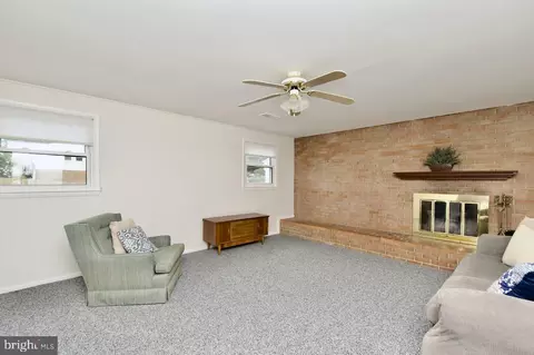 6436 Northanna Dr, Springfield, VA 22150 photo 36