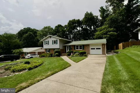 6436 Northanna Dr, Springfield, VA 22150