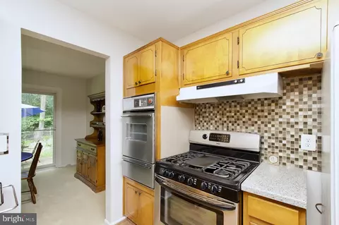 6436 Northanna Dr, Springfield, VA 22150 photo 18