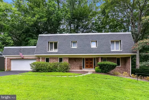 4054 41st St, Mclean, VA 22101