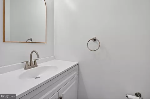 7806 Solomon Seal Dr, Springfield, VA 22152 photo 13