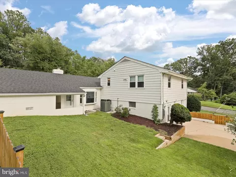 7900 Gosport Ln, Springfield, VA 22151 photo 15