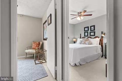 9032 Golden Leaf Ct, Springfield, VA 22153 photo 16