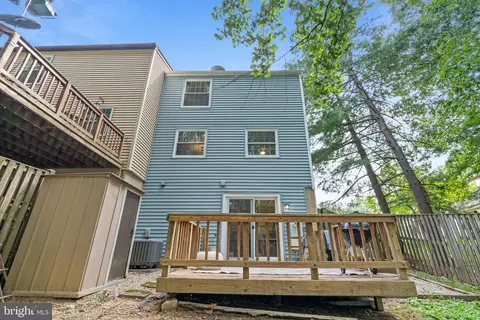 9032 Golden Leaf Ct, Springfield, VA 22153 photo 32