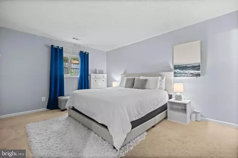 Bedroom - 12201 Nutmeg Ln, Reston, VA 20191 photo 2 of 4