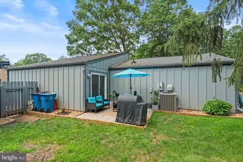 Exterior - 12201 Nutmeg Ln, Reston, VA 20191 photo 7 of 10