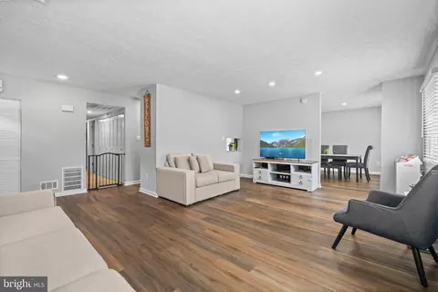 Other - 12201 Nutmeg Ln, Reston, VA 20191 photo 3 of 9