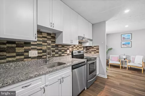 Kitchen - 12201 Nutmeg Ln, Reston, VA 20191 photo 1 of 1