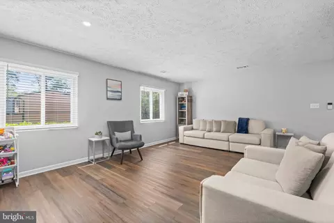 Other - 12201 Nutmeg Ln, Reston, VA 20191 photo 5 of 9