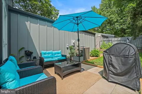 Exterior - 12201 Nutmeg Ln, Reston, VA 20191 photo 5 of 10