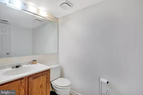 Other - 8508 Laurel Oak Dr, Springfield, VA 22153 photo 7 of 8