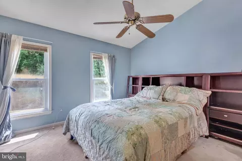 Other - 8508 Laurel Oak Dr, Springfield, VA 22153 photo 4 of 8
