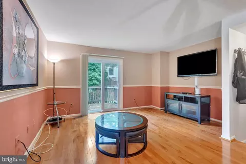 Living - 8508 Laurel Oak Dr, Springfield, VA 22153 photo 1 of 6