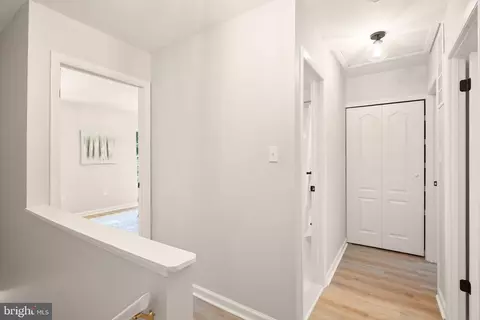 8913 Shamrock Ct, Springfield, VA 22152 photo 15