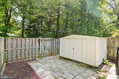 8913 Shamrock Ct, Springfield, VA 22152 photo 36