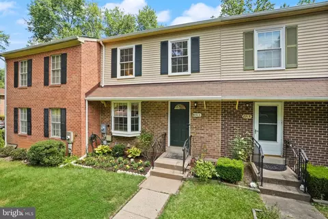 8913 Shamrock Ct, Springfield, VA 22152 photo 50