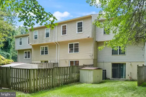 8913 Shamrock Ct, Springfield, VA 22152 photo 38