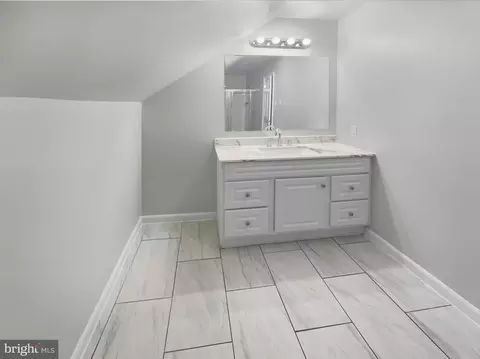 9604 Braddock Rd, Fairfax, VA 22032 photo 29