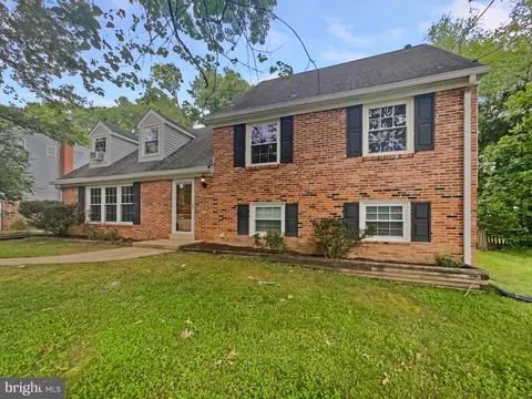 9604 Braddock Rd, Fairfax, VA 22032