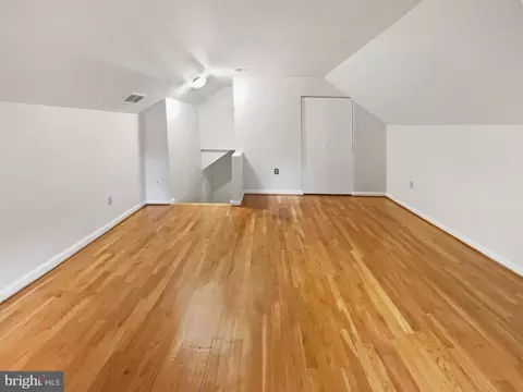 9604 Braddock Rd, Fairfax, VA 22032 photo 34