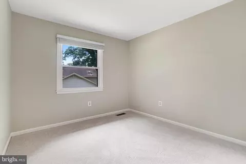 7208 Flower Tuft Ct, Springfield, VA 22153 photo 32