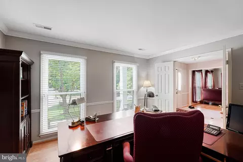 Other - 4305 Warner Ln, Chantilly, VA 20151 photo 2 of 16