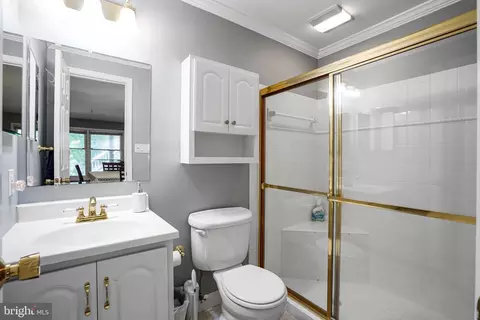 10808 Midsummer Dr, Reston, VA 20191 photo 34