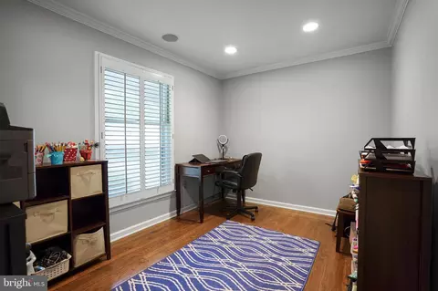 10808 Midsummer Dr, Reston, VA 20191 photo 29