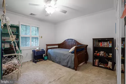 10808 Midsummer Dr, Reston, VA 20191 photo 27