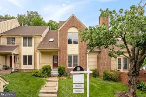 12602 Victoria Station Ct, Fairfax, VA 22033
