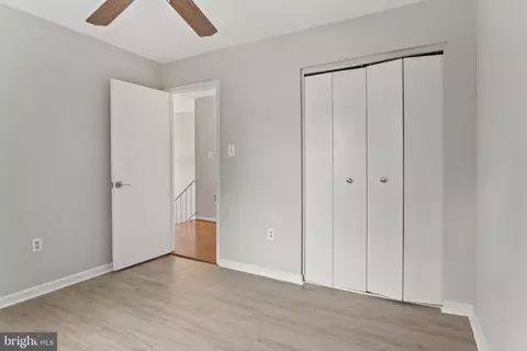8120 Sleepy View Ln, Springfield, VA 22153 photo 27