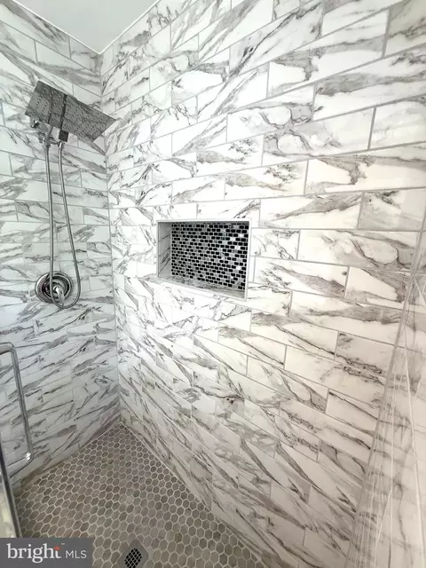 8120 Sleepy View Ln, Springfield, VA 22153 photo 19