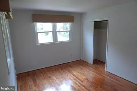 Bedroom - 7425 Flora St, Springfield, VA 22150 photo 4 of 6
