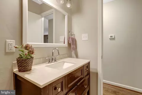8449 Thames St, Springfield, VA 22151 photo 29