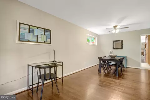 8449 Thames St, Springfield, VA 22151 photo 14
