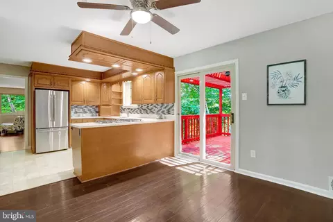 8449 Thames St, Springfield, VA 22151 photo 5
